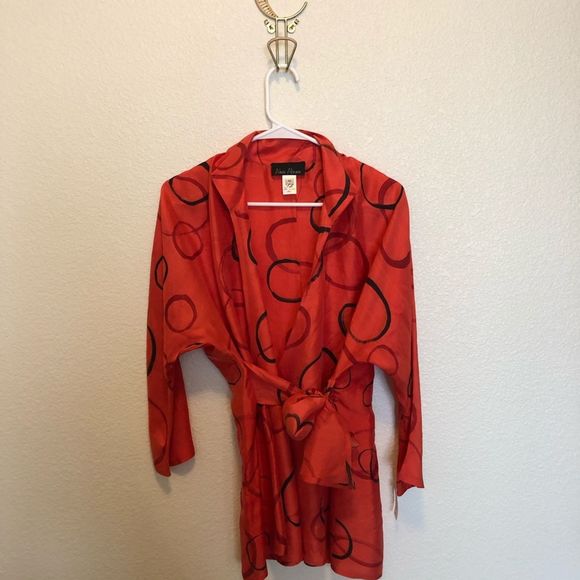 Alexis Abrams 100% Silk Red Wrap Blouse Medium - Picture 2 of 5